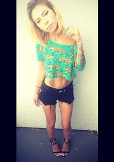Lil Debbie feet photo 2