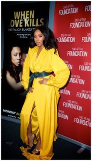Lil Mama feet photo 1