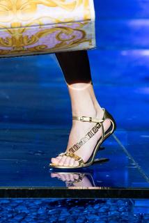Lila Grace Moss feet photo 3