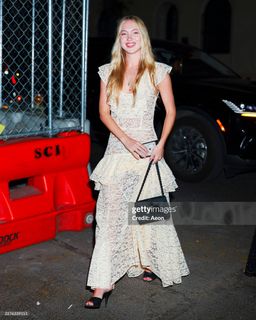Lila Grace Moss feet photo 7
