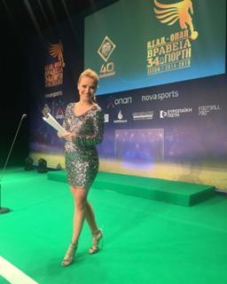 Lila Kountourioti feet photo thumbnail