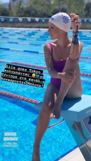 Lila Kountourioti feet photo thumbnail