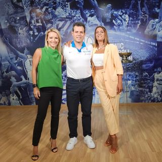 Lila Kountourioti feet photo thumbnail