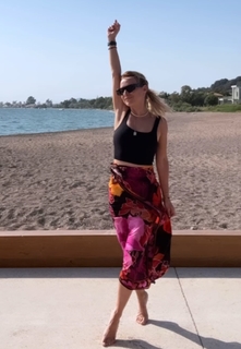 Lila Kountourioti feet photo thumbnail