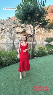 Lila Kountourioti feet photo thumbnail