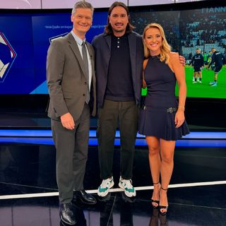 Lila Kountourioti feet photo thumbnail