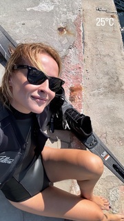 Lila Kountourioti feet photo thumbnail