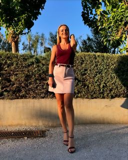 Lila Kountourioti feet photo thumbnail