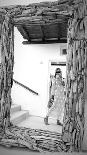 Lila Kountourioti feet photo thumbnail