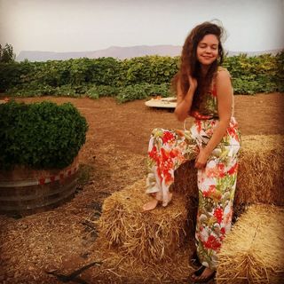 Lila Mpaklesi feet photo 10