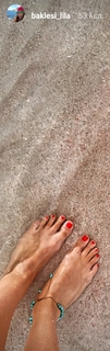 Lila Mpaklesi feet photo 6
