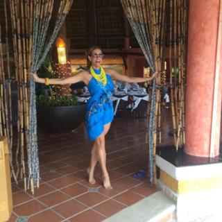 Lili Estefan feet photo thumbnail