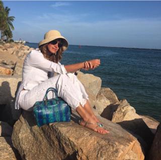 Lili Estefan feet photo thumbnail
