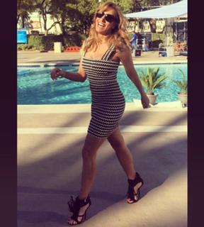 Lili Estefan feet photo thumbnail