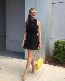 Lili Estefan feet photo thumbnail