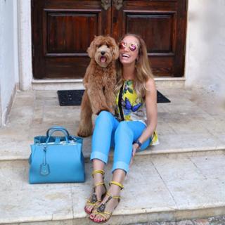 Lili Estefan feet photo thumbnail