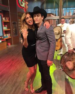 Lili Estefan feet photo thumbnail