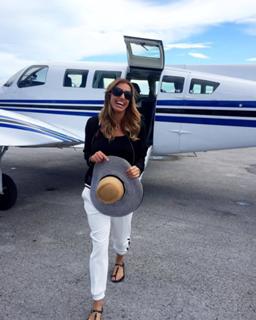 Lili Estefan feet photo thumbnail