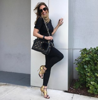 Lili Estefan feet photo thumbnail