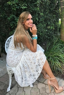 Lili Estefan feet photo thumbnail