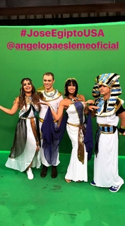 Lili Estefan feet photo thumbnail