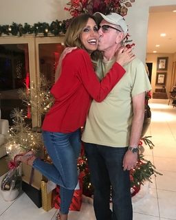 Lili Estefan feet photo thumbnail