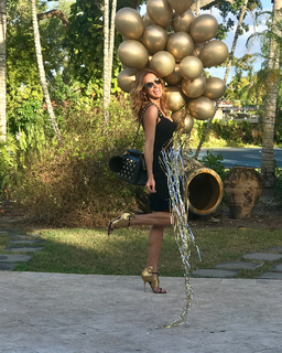 Lili Estefan feet photo thumbnail
