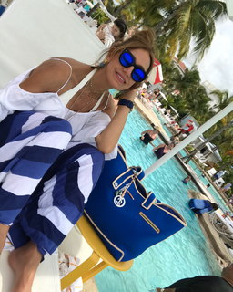 Lili Estefan feet photo thumbnail