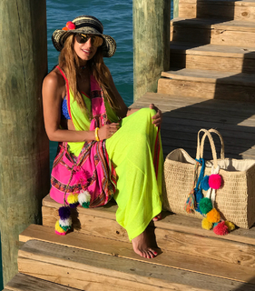 Lili Estefan feet photo thumbnail