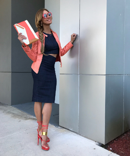Lili Estefan feet photo thumbnail