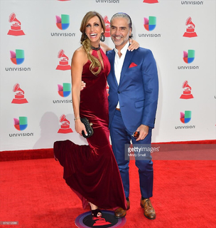 Lili Estefan feet photo thumbnail
