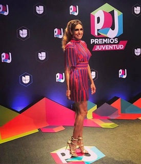 Lili Estefan feet photo thumbnail