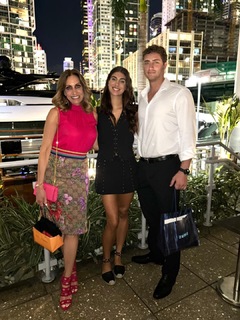 Lili Estefan feet photo thumbnail
