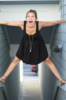 Lili Mirojnick feet photo 12