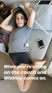 Lili Mirojnick feet photo 8