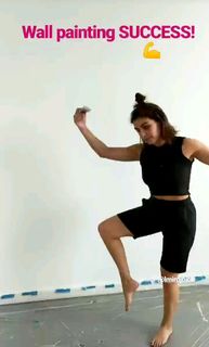Lili Mirojnick feet photo 7