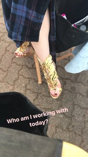 Lili Reinhart feet photo thumbnail
