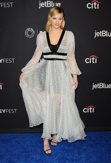 Lili Reinhart feet photo thumbnail