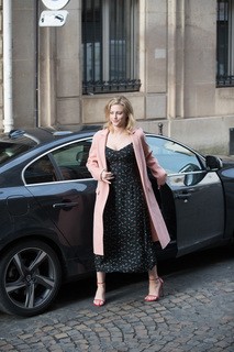 Lili Reinhart feet photo thumbnail