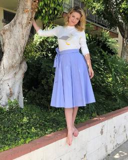 Lili Reinhart feet photo thumbnail