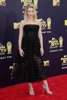 Lili Reinhart feet photo thumbnail