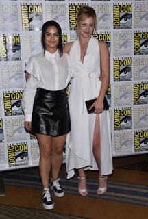 Lili Reinhart feet photo thumbnail