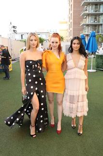 Lili Reinhart feet photo thumbnail