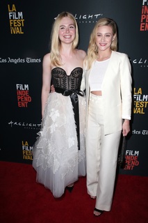 Lili Reinhart feet photo thumbnail