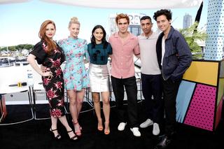 Lili Reinhart feet photo thumbnail