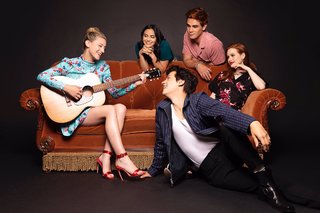 Lili Reinhart feet photo thumbnail
