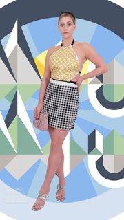 Lili Reinhart feet photo thumbnail