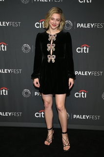 Lili Reinhart feet photo thumbnail