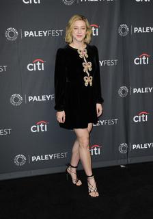 Lili Reinhart feet photo thumbnail