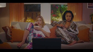 Lili Reinhart feet photo thumbnail